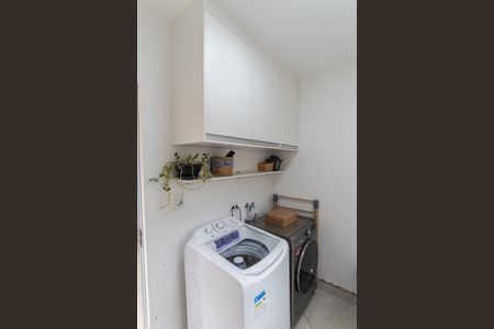 Casa à venda com 104m², 3 quartos e 2 vagasÁrea de Serviço