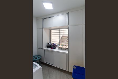 Casa à venda com 104m², 3 quartos e 2 vagasÁrea de Serviço