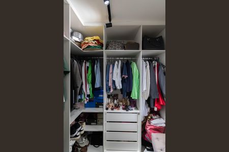 Apartamento à venda com 60m², 2 quartos e 2 vagasCloset Quarto 2