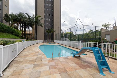 Apartamento à venda com 60m², 2 quartos e 2 vagasÁrea Comum - Piscina