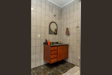 Casa para alugar com 200m², 3 quartos e 7 vagasBanheiro Social