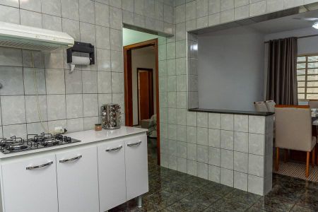 Casa para alugar com 200m², 3 quartos e 7 vagasCozinha