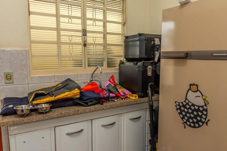 Casa para alugar com 200m², 3 quartos e 7 vagasEdícula-Cozinha