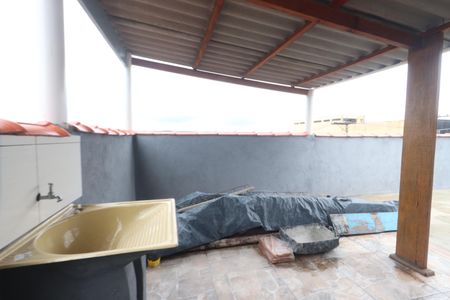 Casa para alugar com 80m², 2 quartos e sem vagaLavanderia