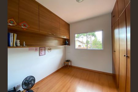 Casa à venda com 220m², 4 quartos e 2 vagasQuarto 3