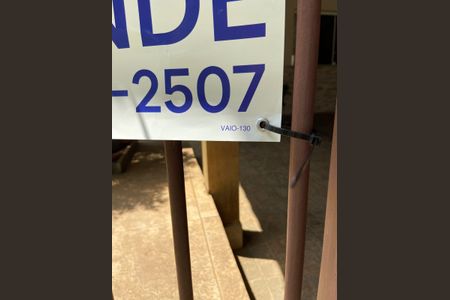 Casa à venda com 220m², 4 quartos e 2 vagasPlaca