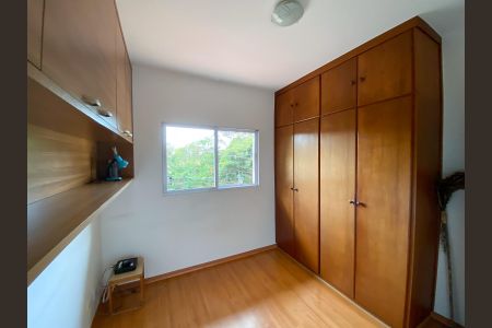 Quarto 3 de casa à venda com 4 quartos, 220m² em Jardim Guadalupe, Osasco