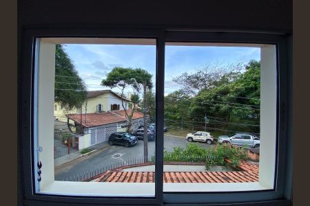 Casa à venda com 220m², 4 quartos e 2 vagasVista