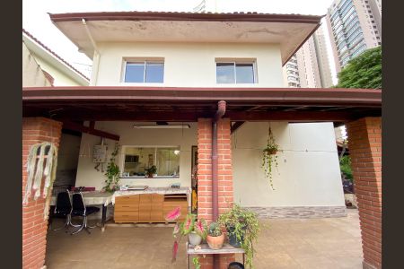 Casa à venda com 220m², 4 quartos e 2 vagasQuintal