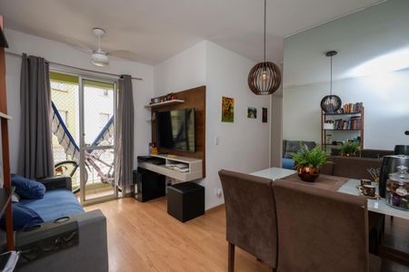 Sala de apartamento para alugar com 2 quartos, 43m² em Parque Munhoz, São Paulo