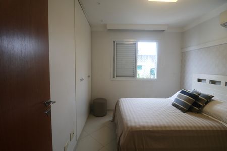 Apartamento para alugar com 175m², 4 quartos e 2 vagas Apartamento para alugar com 175m², 4 quartos e 2 vagasSuíte 2