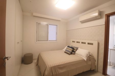 Apartamento para alugar com 175m², 4 quartos e 2 vagas Apartamento para alugar com 175m², 4 quartos e 2 vagasSuíte 2