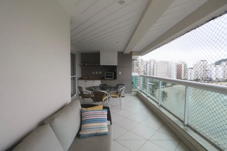Apartamento para alugar com 175m², 4 quartos e 2 vagas Apartamento para alugar com 175m², 4 quartos e 2 vagasVaranda