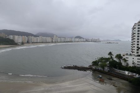 Apartamento para alugar com 175m², 4 quartos e 2 vagas Apartamento para alugar com 175m², 4 quartos e 2 vagasVista