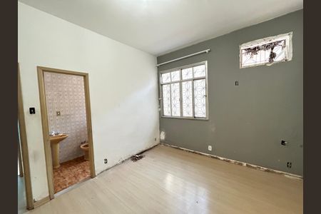 Apartamento para alugar com 110m², 3 quartos e 1 vagaSuíte