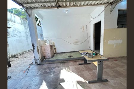 Apartamento para alugar com 110m², 3 quartos e 1 vagaÁrea de Serviço
