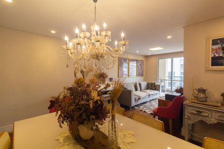 Apartamento à venda com 90m², 3 quartos e 2 vagasSala