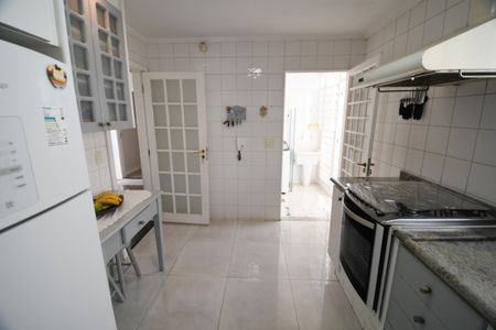 Casa à venda com 269m², 4 quartos e 5 vagasCozinha
