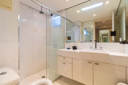 Apartamento à venda com 356m², 3 quartos e 5 vagas