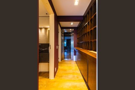 Apartamento à venda com 356m², 3 quartos e 5 vagas