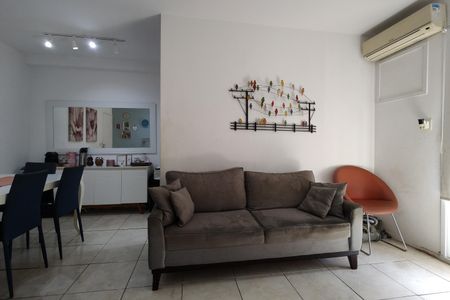 Apartamento à venda com 52m², 2 quartos e 1 vagaSala