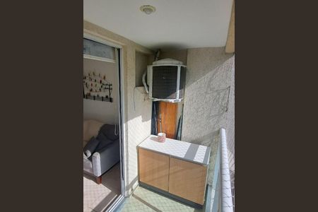 Apartamento à venda com 52m², 2 quartos e 1 vagaVaranda