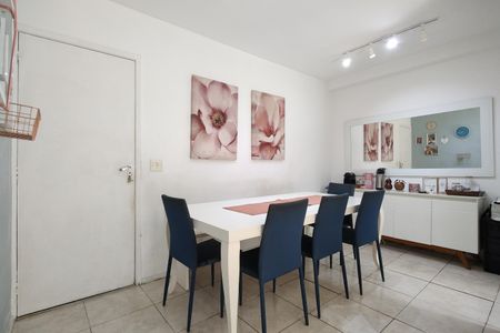 Apartamento à venda com 52m², 2 quartos e 1 vagaSala