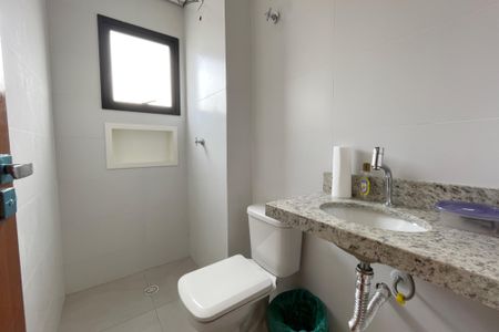 Apartamento à venda com 39m², 2 quartos e sem vaga Apartamento à venda com 39m², 2 quartos e sem vagaBanheiro