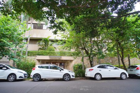 Apartamento para alugar com 131m², 3 quartos e 2 vagasFachada 