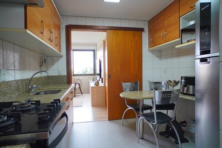 Apartamento para alugar com 131m², 3 quartos e 2 vagasCozinha 