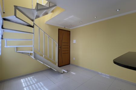 Apartamento para alugar com 90m², 2 quartos e 2 vagasSala