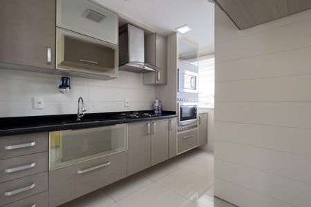 Apartamento para alugar com 90m², 2 quartos e 2 vagasCozinha e Área de Serviço