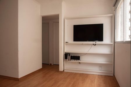 Sala de apartamento para alugar com 2 quartos, 60m² em Parque Imperial, São Paulo