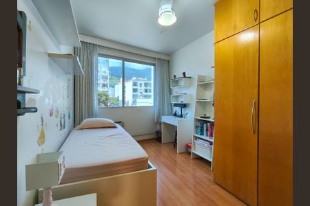 Apartamento à venda com 124m², 4 quartos e 1 vagaQuarto 2