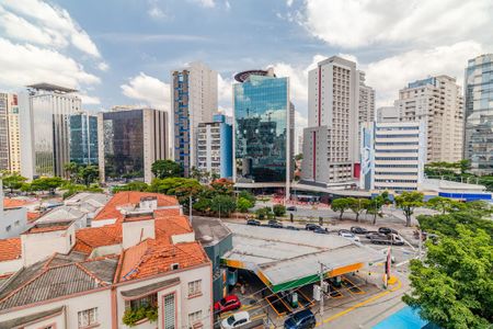 Vista de apartamento à venda com 3 quartos, 125m² em Pinheiros, São Paulo