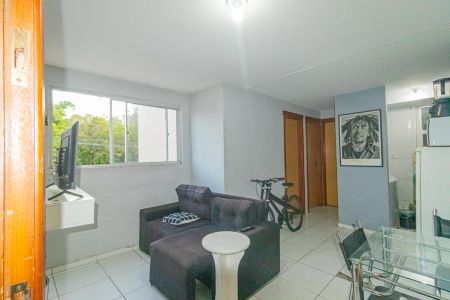 Sala de apartamento para alugar com 2 quartos, 40m² em Olaria, Canoas
