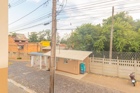 Vista Sala de apartamento para alugar com 2 quartos, 40m² em Olaria, Canoas