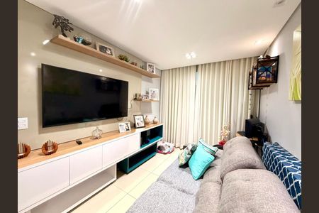 Sala de apartamento à venda com 3 quartos, 80m² em Salgado Filho, Belo Horizonte