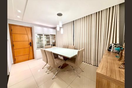 Apartamento à venda com 2 quartos, 80m² em Salgado Filho, Belo Horizonte