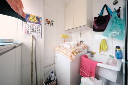 Apartamento à venda com 53m², 2 quartos e 1 vagaCozinha e Área de Serviço