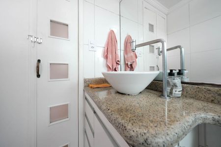 Apartamento à venda com 53m², 2 quartos e 1 vagaBanheiro