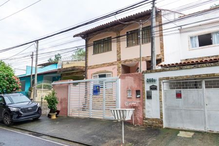 Casa para alugar com 185m², 3 quartos e 1 vagaFachada