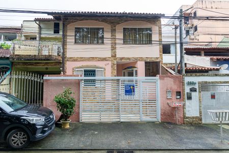 Casa para alugar com 185m², 3 quartos e 1 vagaPlaca Instalada em 12/03/2026 com o código 1PRJ740-660