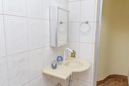 Casa para alugar com 185m², 3 quartos e 1 vagaBanheiro 4