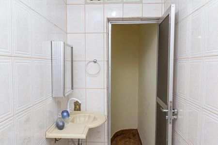 Casa para alugar com 185m², 3 quartos e 1 vagaBanheiro 4