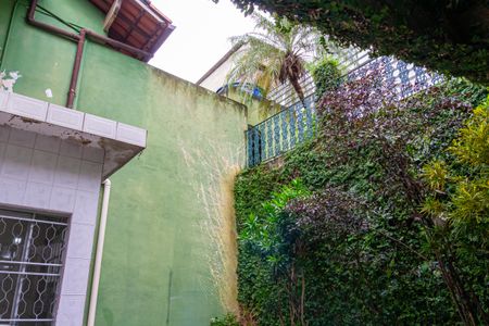 Casa para alugar com 185m², 3 quartos e 1 vagaQuintal