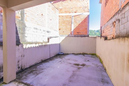 Casa para alugar com 70m², 2 quartos e sem vagaQuintal dos fundos