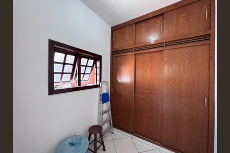 Casa à venda com 400m², 1 quarto e sem vaga Casa à venda com 400m², 1 quarto e sem vagaQuarto de Serviço