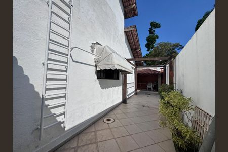 Casa à venda com 400m², 1 quarto e sem vaga Casa à venda com 400m², 1 quarto e sem vagaÁrea comum