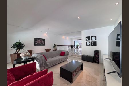 Sala de casa à venda com 1 quarto, 400m² em Barra da Tijuca, Rio de Janeiro